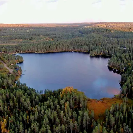 Jaenkae 16 Kovalammen Rannalla, Valaistun Ladun Vieressae